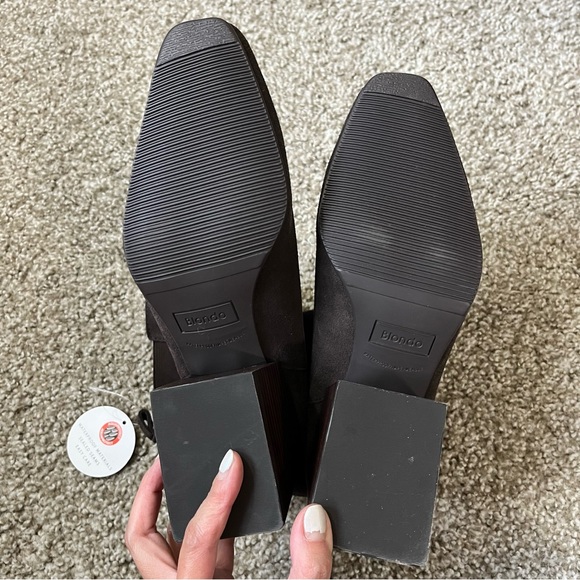 NWT Blondo Dark Brown Suede Selena Chelsea Boots 9.5 - Picture 6 of 11